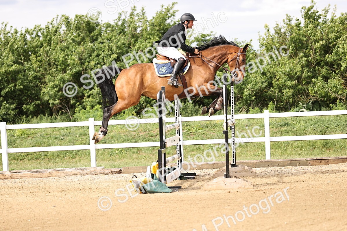 SBM_003500 - Class 13 - Senior Foxhunter - 1.20m