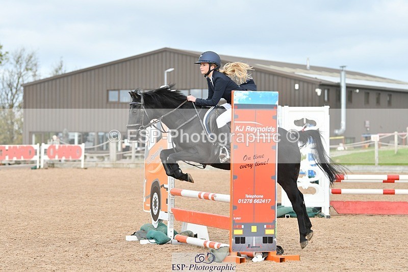 251026-110101-02207 - Cls 21+22 70cm Club and Schools