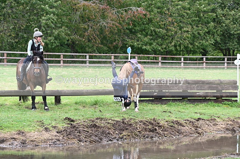 WJ6_5889 - Time at Photographer 12:31 to 12:40