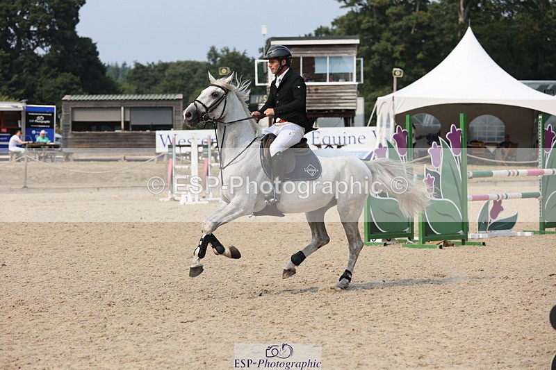 250816A-153844-02513 - Cls 8 Snr Newcomers