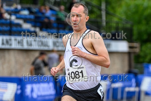 CEM26-924902 - Track Male Set One