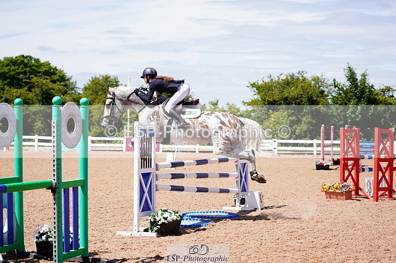 240629A-115458-05102 - Cls 18 Newcomers and 1m Open