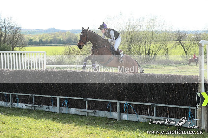 PtP 210425  1376 - Paxford Races Easter Monday 21/04/25