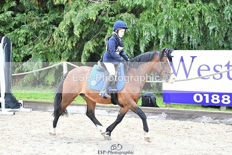 230824-092419-00538 - Round 2 Start to 10.30 coursewalk