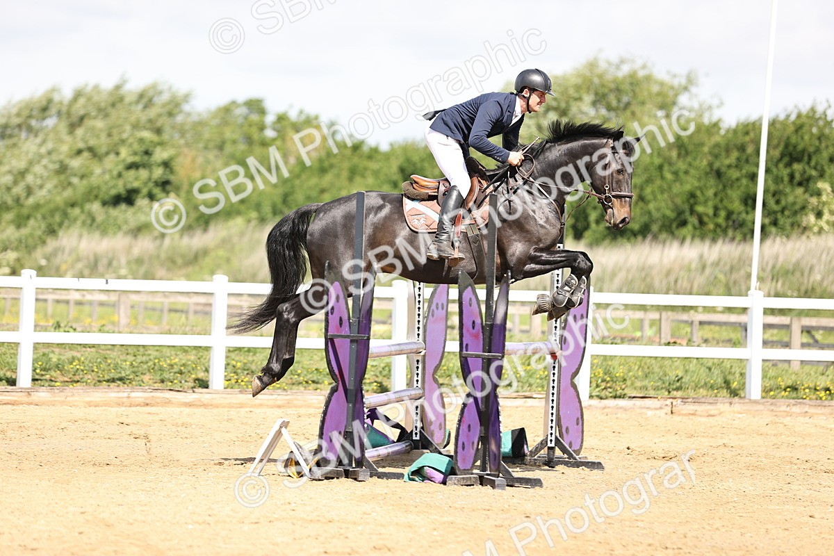 SBM_002124 - Class 9 - Senior British Novice - 90cm