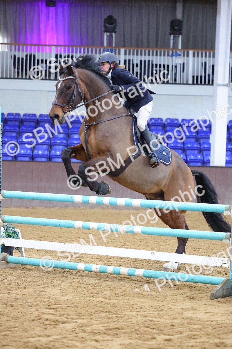 SBM_010036 - Class 21 - Nupafeed Supplements Senior Discovery/ 1m Open - First Round (1.00m)