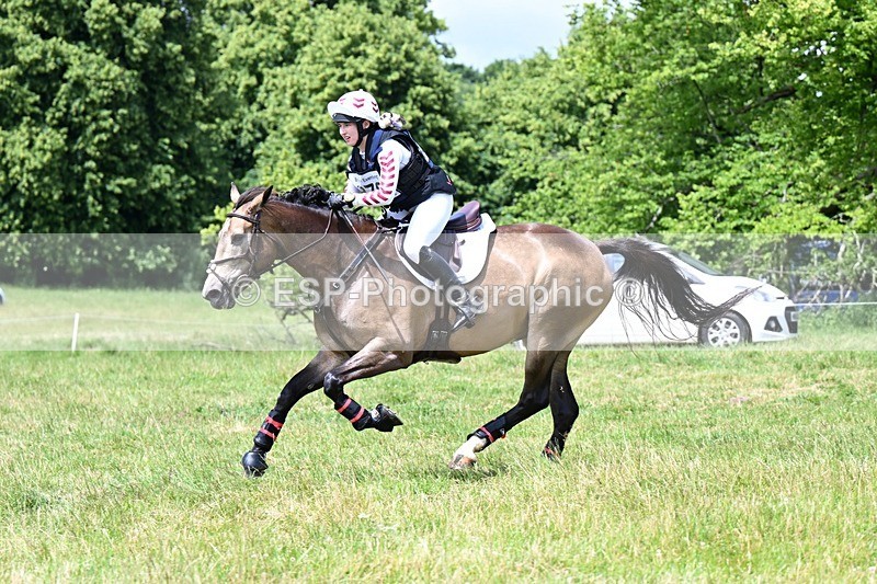 240630X-130333-7646 - 370-Bronwen_Hender-CREEVAGH_DUN