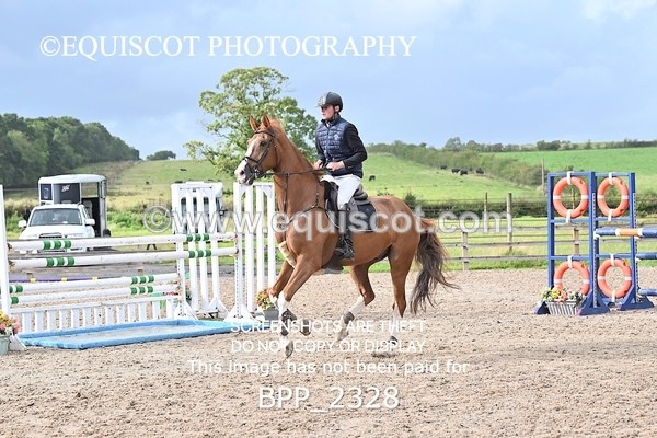 BPP_2328 - CLASS 5   FRI Senior Foxhunter/ 1.20m Open