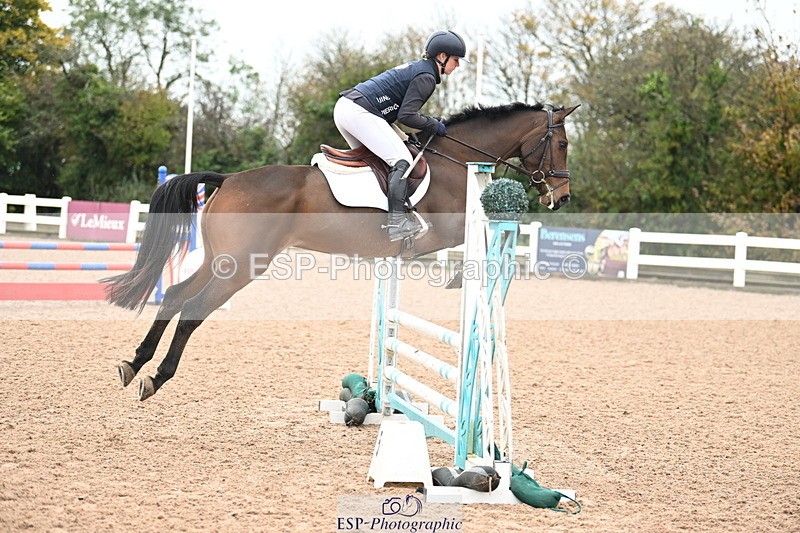 241023A-114434-00614 - Cls 1 British Novice and 90cm Open