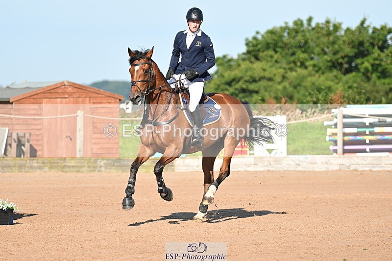 240719A-083410-09338 - Cls 18, 1 Star Gold Tour 1.35m