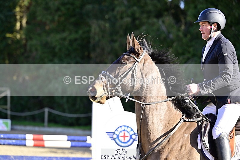 260214A-120126-00589 - 2 Discovery and 1m Open