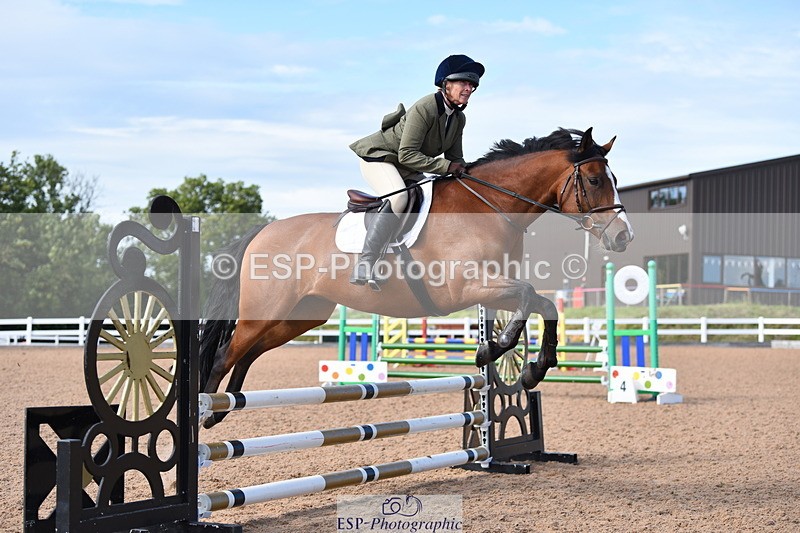 230718A-172218-00287 - 70cm