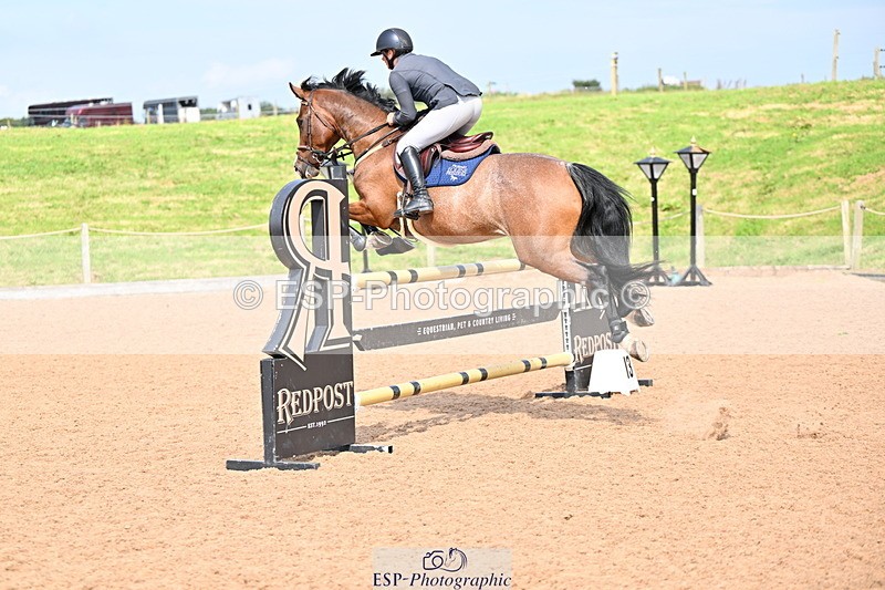 240828A-144207-00981 - Cls 4 Snr Newcomers and 1.10m Open