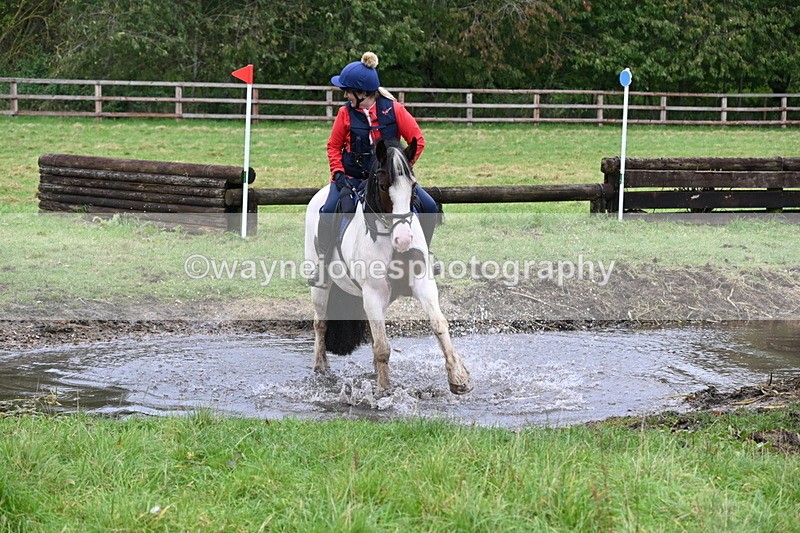 WJ6_6311 - Time at Photographer 12:41 to 13:05