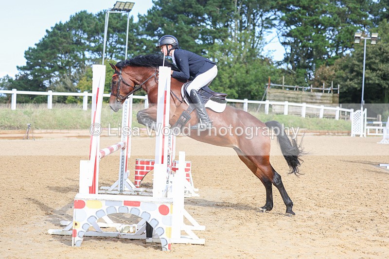 3E7A8257 - Class 4: Pony British Novice/80cm Open