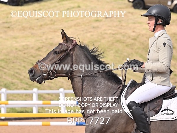 BPP_7727 - CLASS 16 FRI GFS Saddles Senior Newcomers/1.10m Open