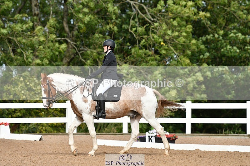 250906-095937-00532 - 090-Isabel.LawsonIn.the.pink