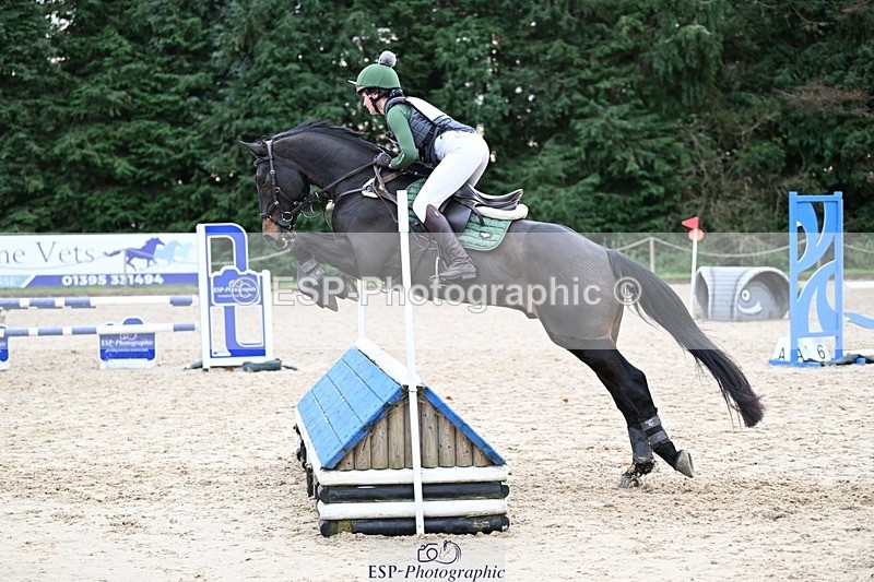 241117-141427-04488 - Cls 3 90-95cm 14.00 to 15.00