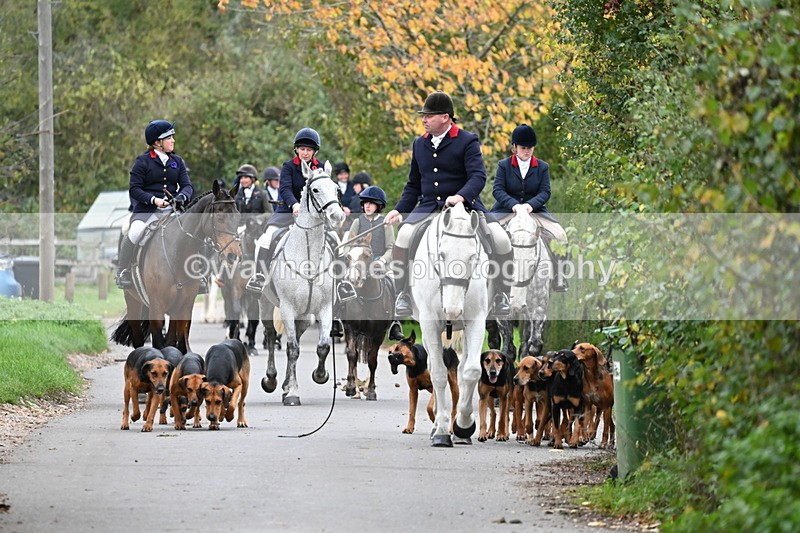 WJ6_8297 - Walk Home..