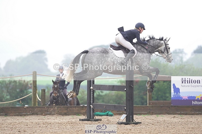 231017A-160120-07727 - Cls 31 Snr 1m Derby