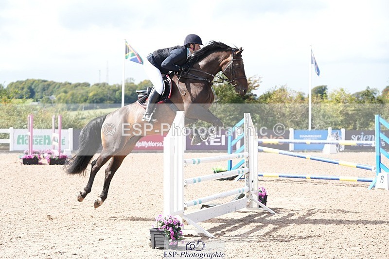 250912-142250-04940 - Cls 25 1.05m Amateur Quali