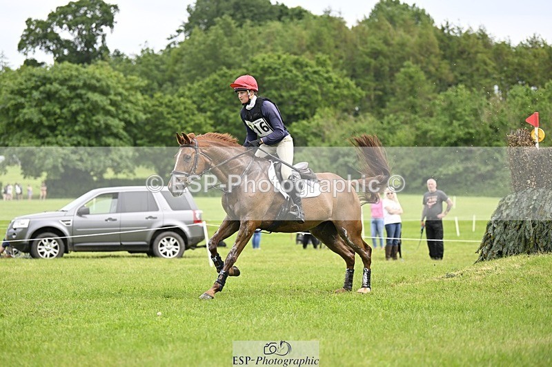 240525-151806-16735 - 216-I'M_A_WONDER-Rosie_Bradley-Hole