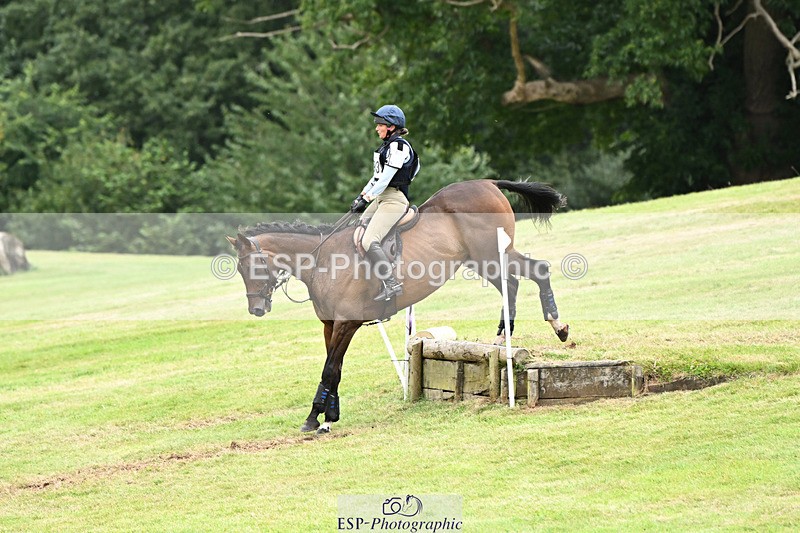 240825X-181417-38175 - 80cm XC 17.30 to End