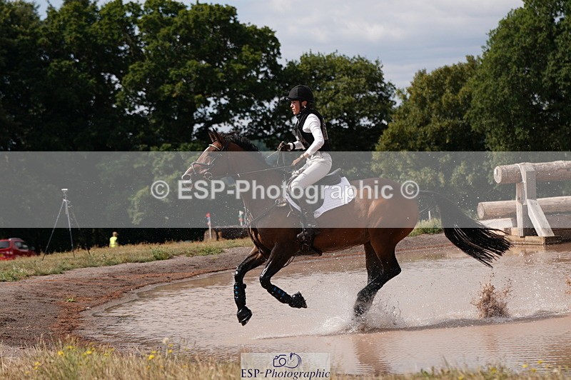 250802A-104452-01515 - B-057-Emma.Ergatoudis-MINERVA.VAN.DE.KOOLDRIES