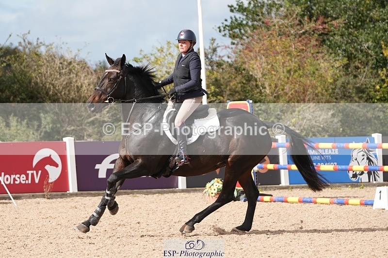 251005-132711-03543 - Cls 27 1.05m Amateur Qualifier