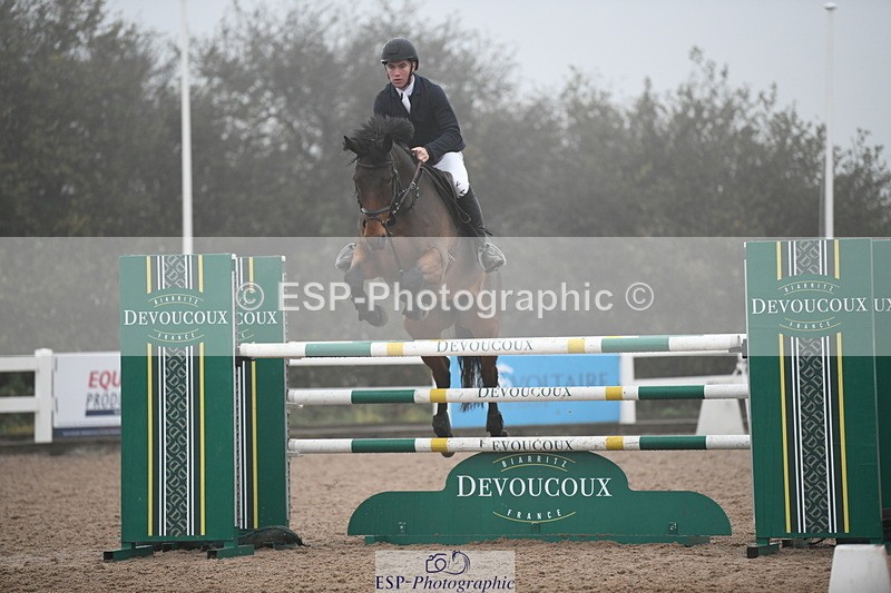 241103A-135029-08327 - SUN Cls 22 Blue Chip Performance Jump Off