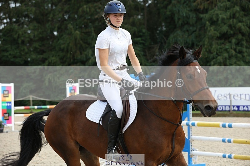 230908-155106-02639 - Cls 8 Snr 1.05m Open