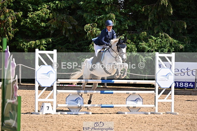 250817A-130142-04402 - Cls 19 Snr 1m Open