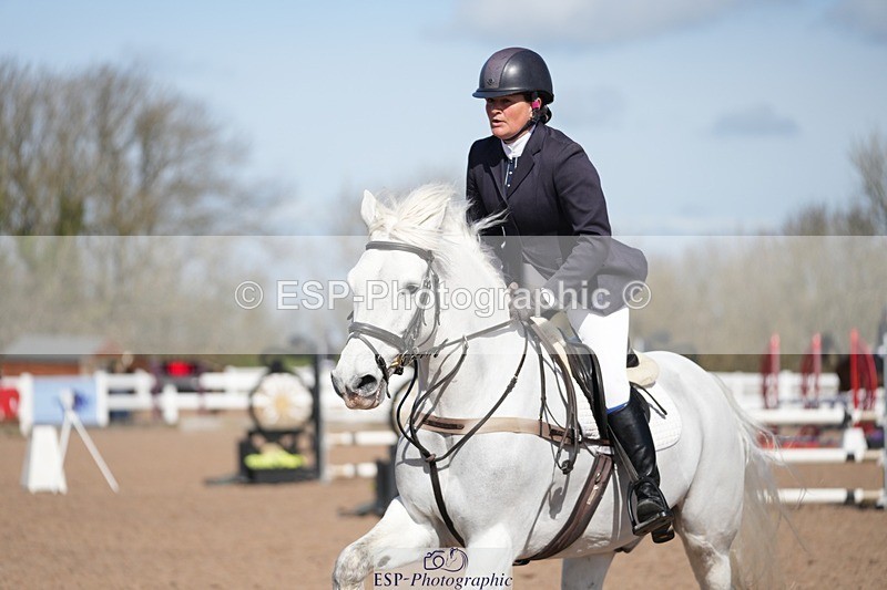 250329-103333-03669 - Cls 20 British Novice and 90cm