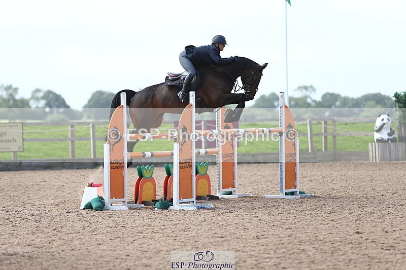 230812A-121214-08924 - Cls 32 Foxhunter