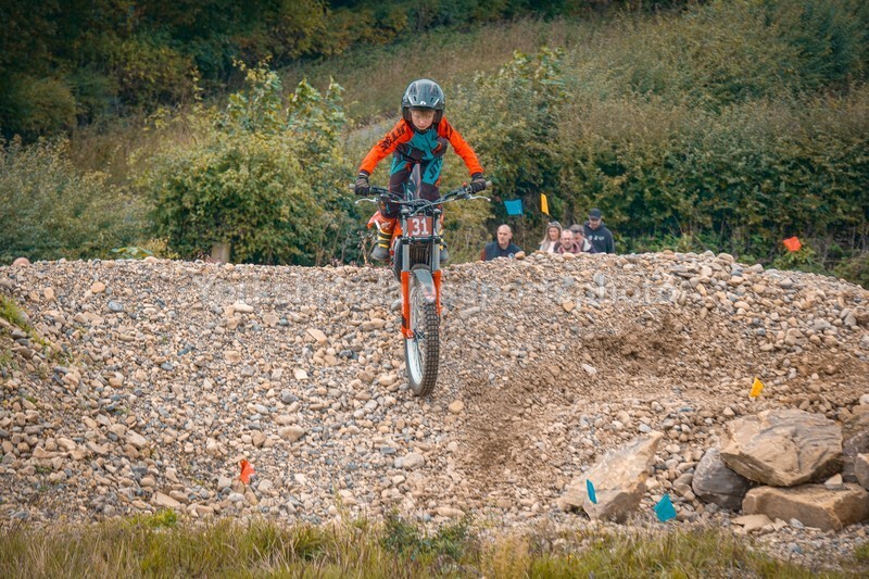 DSCF0125 - Ripon MC Trial 27/09- kids
