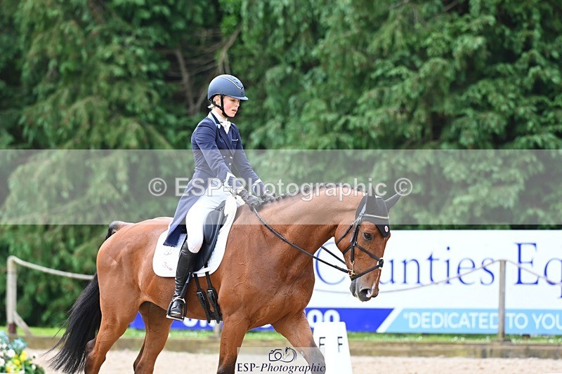 240524-090215-07634 - 501-BRUNO_FG-Edie_Campbell