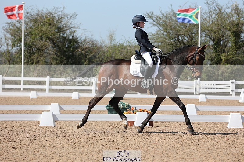 250405-125205-10392 - 180-Amelia.Dickens-Ghabar.Doncorleoni