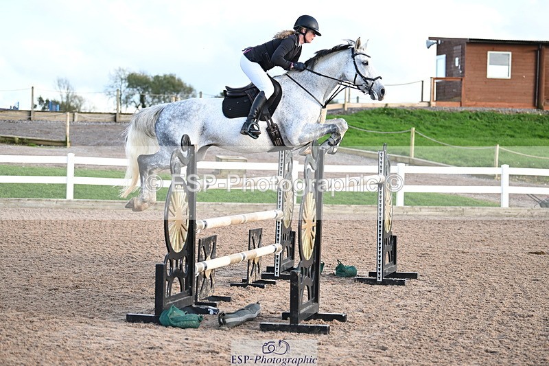 241023A-155502-01256 - Cls 6 National 1.30m Open