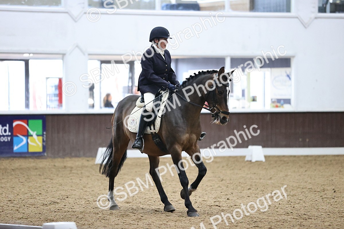 SBM_003915 - Class 13-8 - FSM-Novice 5