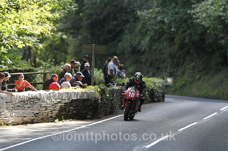 FOM_1161 - Classic TT Lap of honour