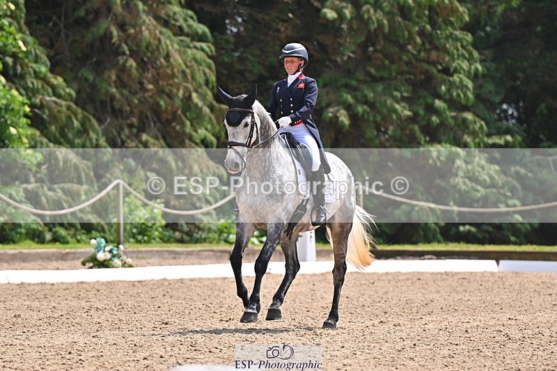 250523A-134833-07110 - B-357-Rosalind.Canter-ARMSCOTE.EXPLORER
