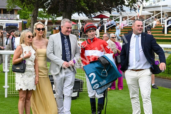 310525-Race 5-Frankies Dream-9960 - Race 5 3.50pm Reg Bond Always And Forever Handicap