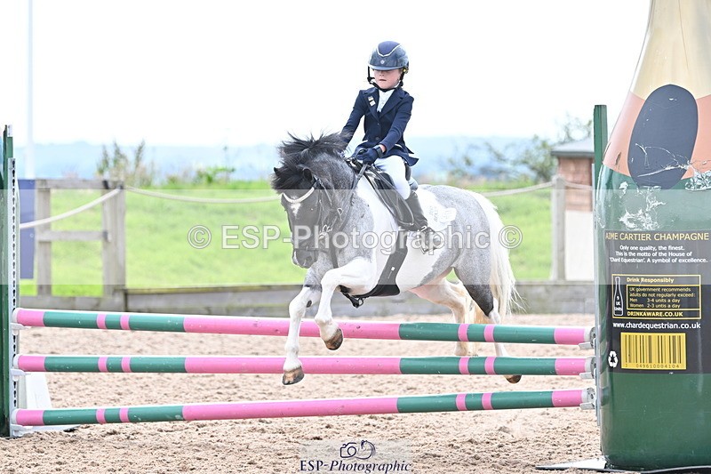 240628A-160716-01357 - Cls 5 Stepping Stones 128cm + 138cm