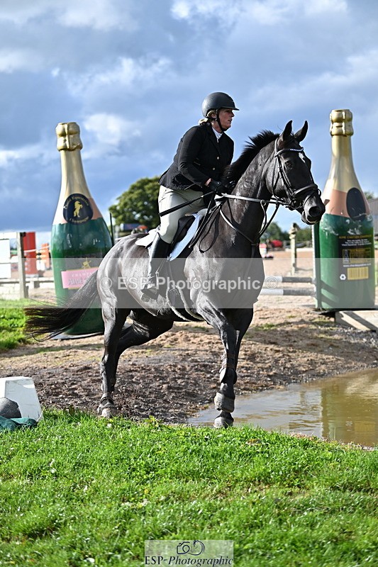 240912A-170456-02688 - Cls 7 Snr 90cm Open Speed Derby