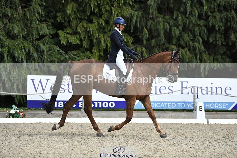 230525-153800-03280 - 328-GREENLOUGH_CROSS-Kelly_Mccarthy-maine-WEDTrotUp+DR