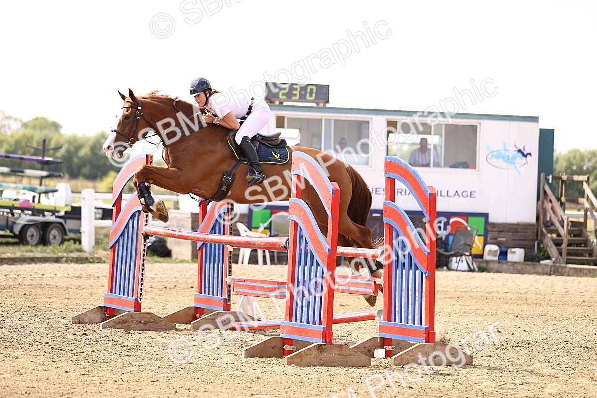 SBM_006652 - Class 12 - Amateur Championship Qualifier 1.05m