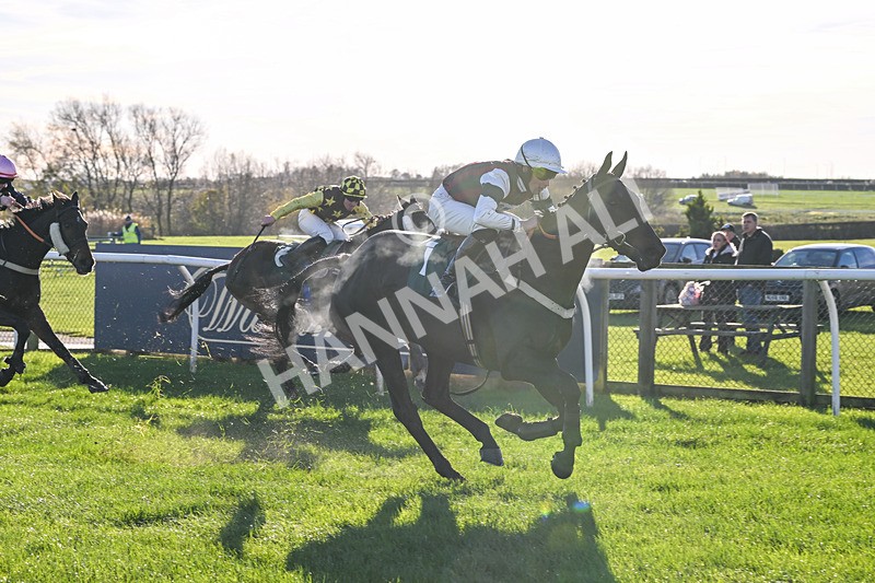 211125-Race 1-I See The Sea-6731 - Race 1