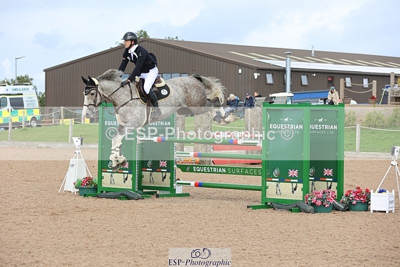 250911-110247-00815 - Cls 2 Snr Newcomers