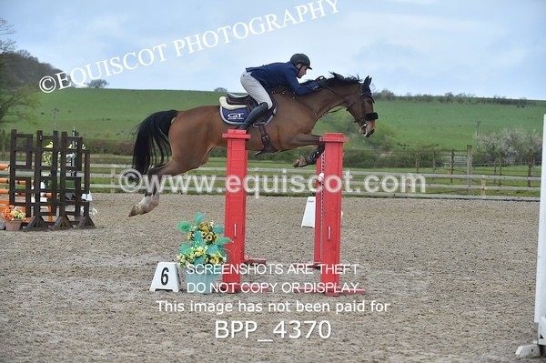 BPP_4370 - CLASS 10 RHS Foxhunter Championship Qualifier