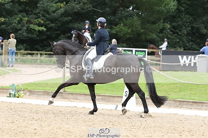 240810-145902-03870 - 224-Claire.Abel-GF.Sezuki